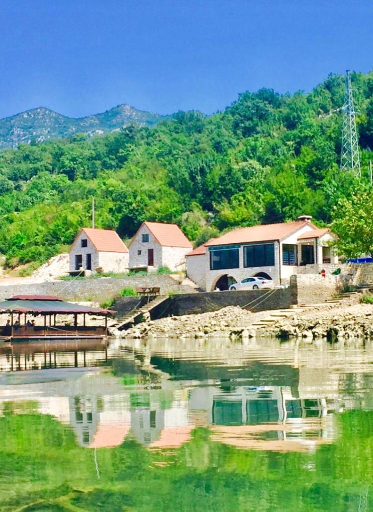 Splav "Slap" - Bungalovi Danilovgrad Εξωτερικό φωτογραφία