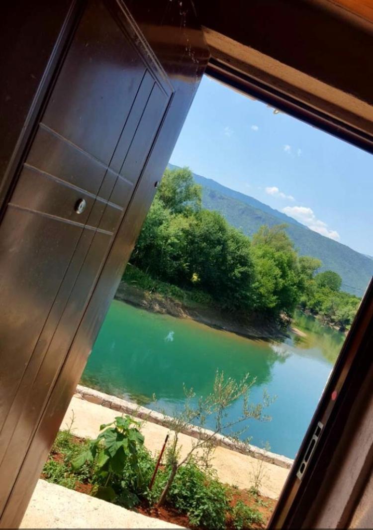 Splav "Slap" - Bungalovi Danilovgrad Εξωτερικό φωτογραφία